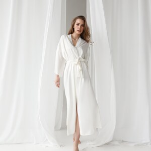 Long bridal robe, Bridal kimono, Wedding kimono, Silk robe, Dressing gown, Bridal party robes, Bridal lingerie Getting ready outfit Bild 7