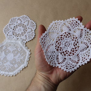 Lot of 3 Crochet Doilies Vintage White Doily Knitted Round Small Tablecloth Home Decor Accents Shabby Wedding Doily Boho Easter Rustic