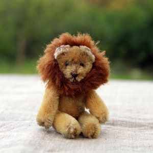 Vintage Big Schuco Lion, Sitting, Mohair Lion 60s, Swivel