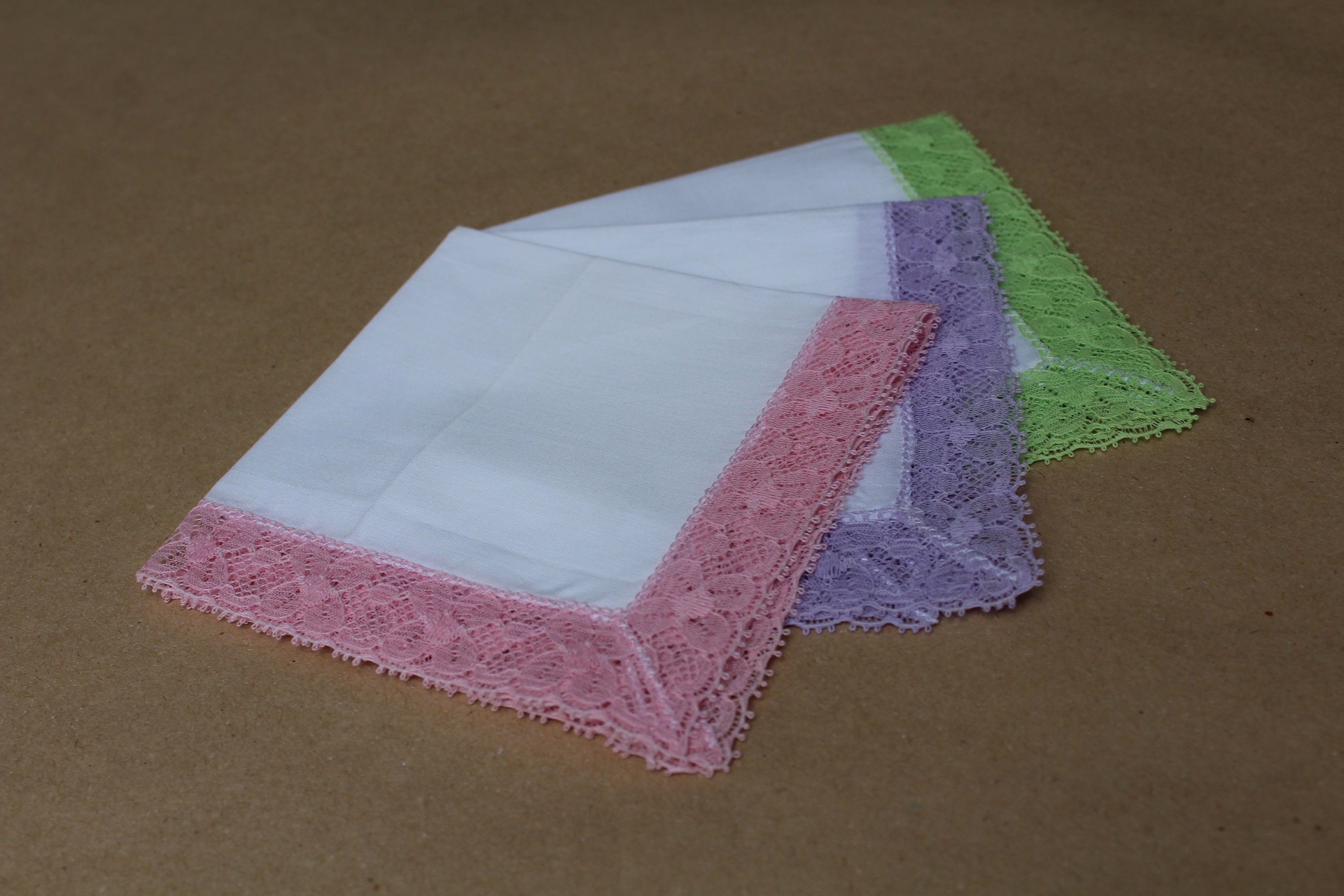3 Vintage Cotton Hankies Lace Border Ladies Handkerchief Etsy