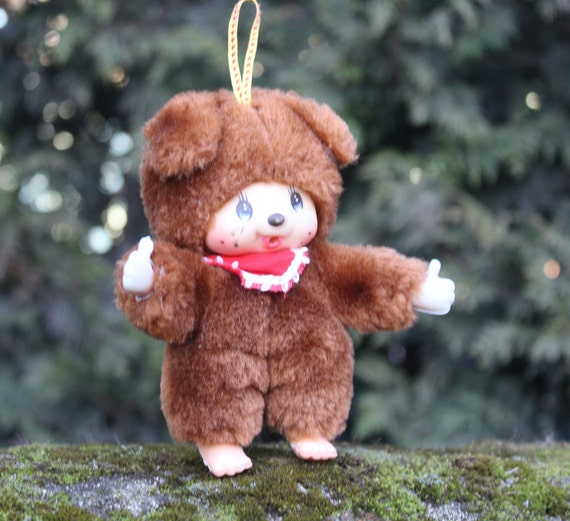 MOEちくま ヒグチュウコ higuchiyuko Happy Color Monchhichi Keychain Girl Pink Love Plush Mascot