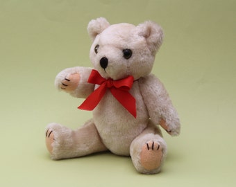 Teddy Bear Doll Joue Au Tambour Photo stock - Image du coloré, animal:  221634322