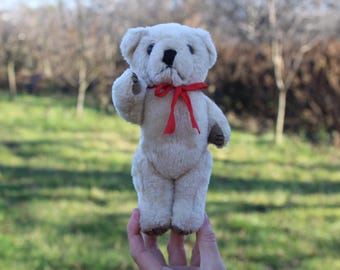 Osito de peluche beige vintage: decoración infantil articulada de 20 cm