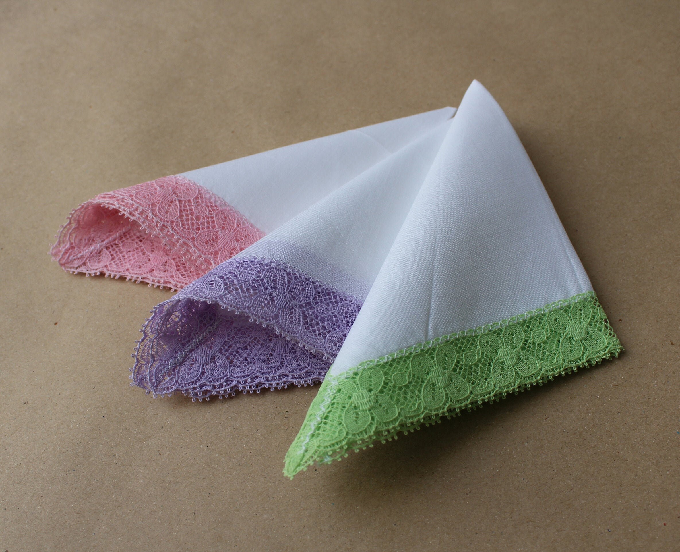 3 Vintage Cotton Hankies Lace Border Ladies Handkerchief Etsy