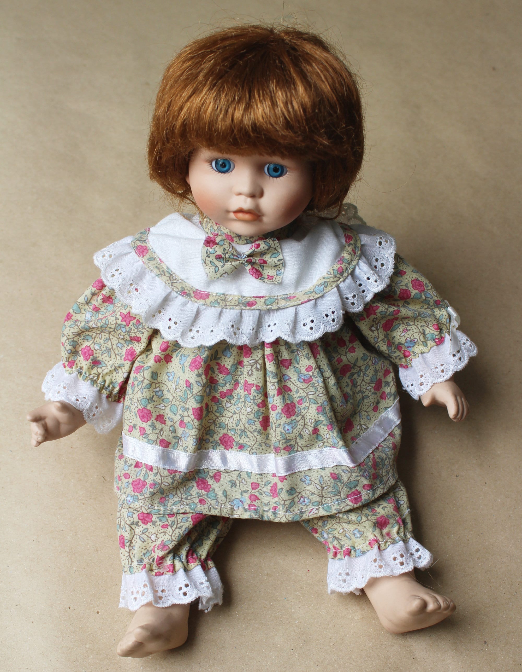 ヴィンテージ磁器人形：12インチ プロムナードコレクション ビスク