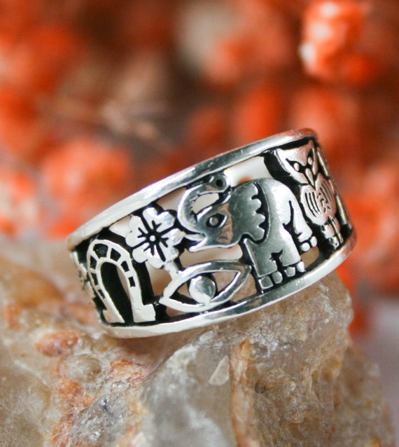 Good luck charm best sale ring
