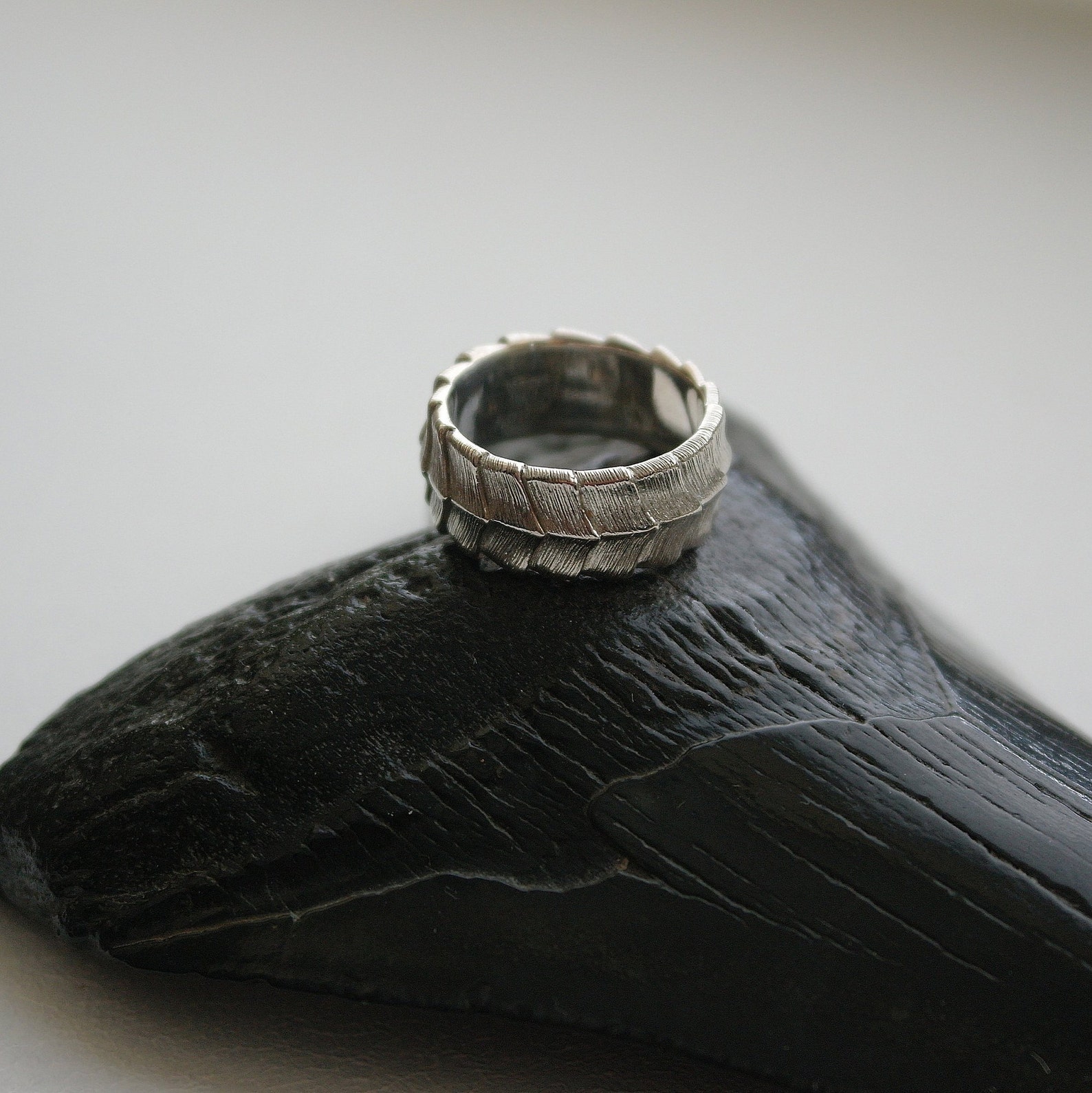 Dragon Ring Dragon Scale Ring Wide Silver Scale Ring Etsy