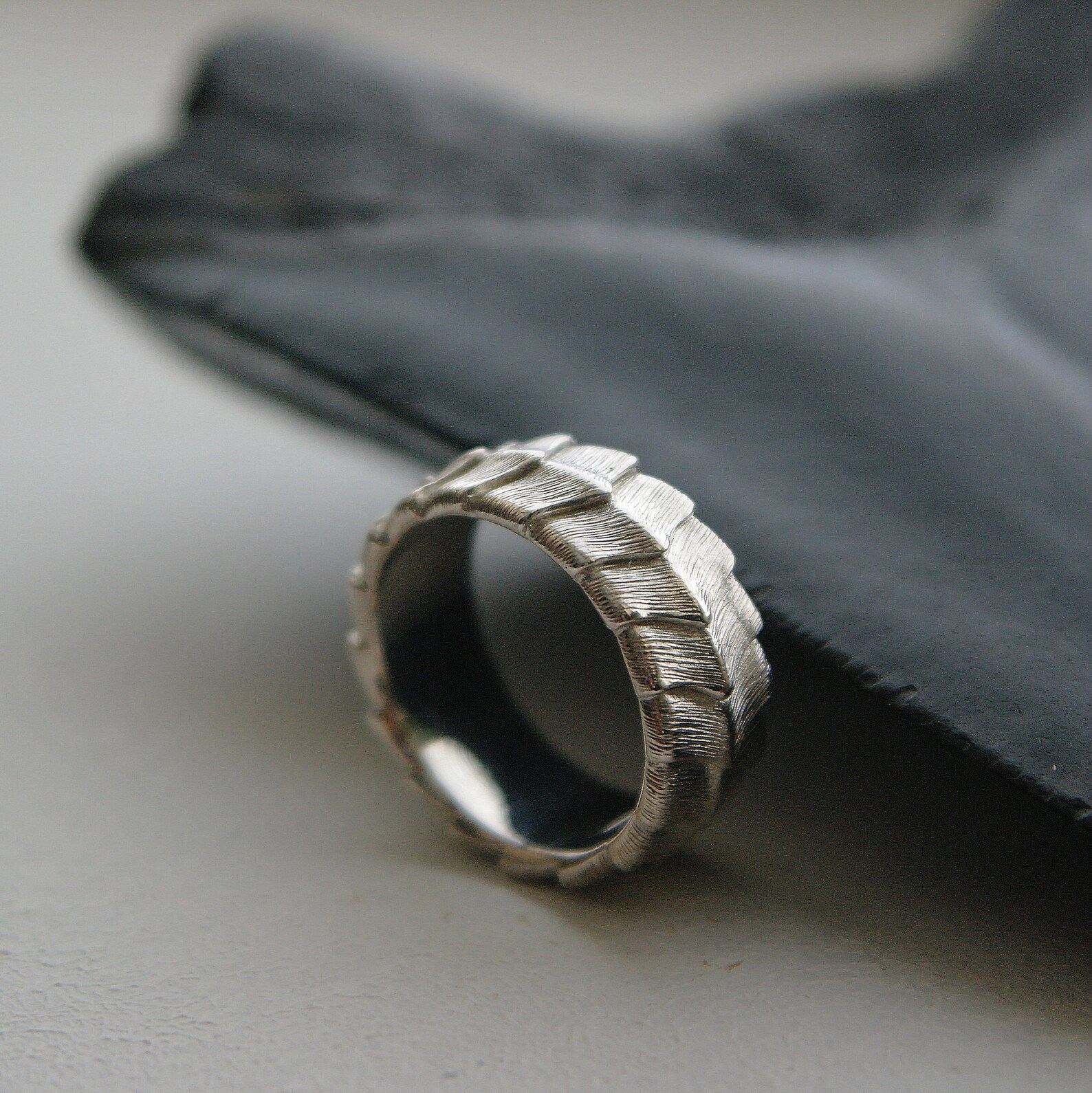 Dragon Ring Dragon Scale Ring Wide Silver Scale Ring Etsy