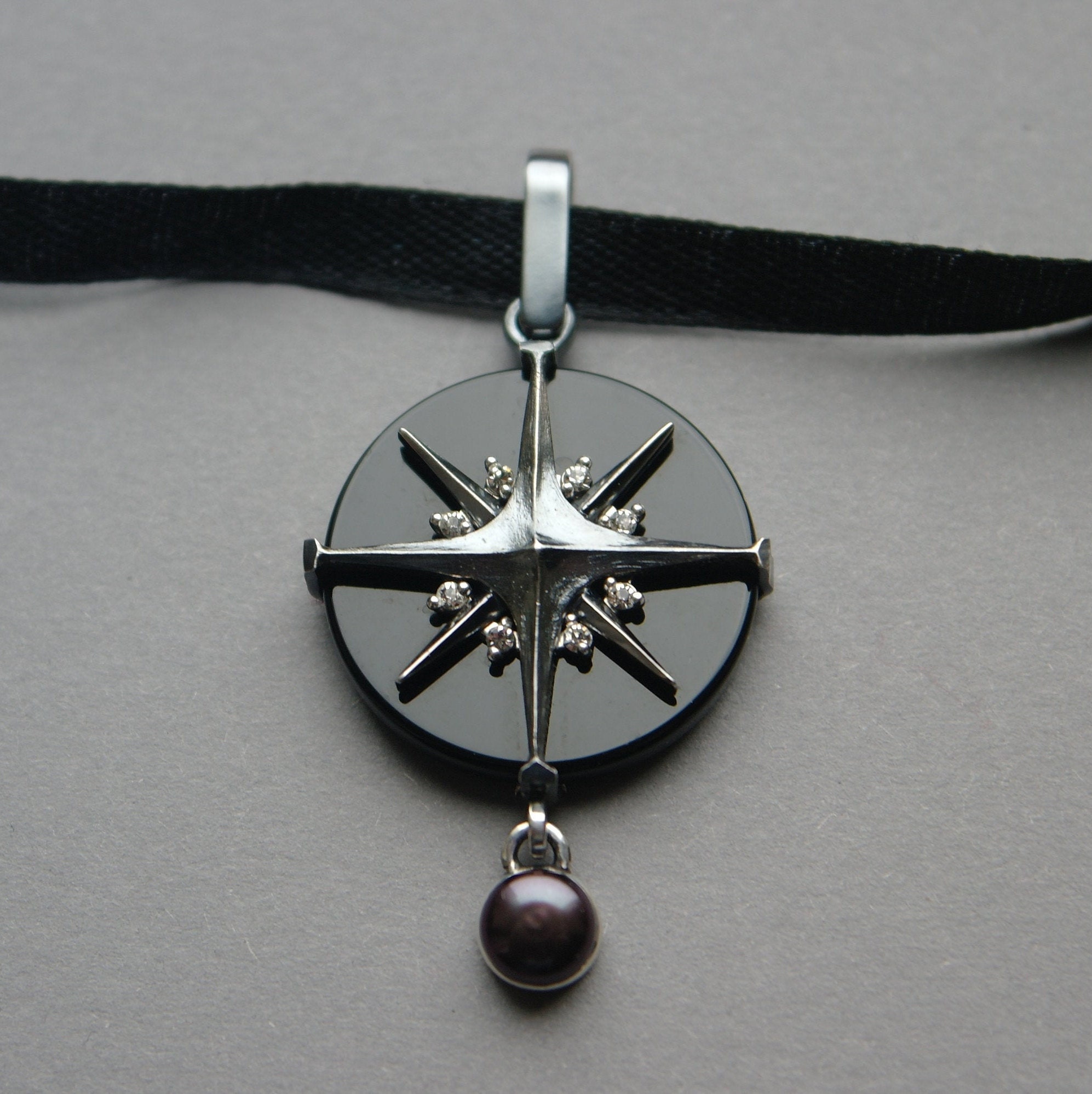Yennefer Obsidian Star Medallion 