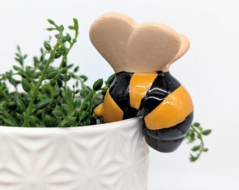 Mustard Honey Bee Pot Hanger Sitter | Bee Gifts | Pot Buddy | Pot Climber | Planter Accessories | Gardening Gifts