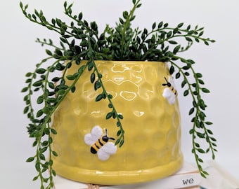 Buzzing Bees Ceramic Planter Pot | Bee Gifts | Pots for Plants | Herb Planter