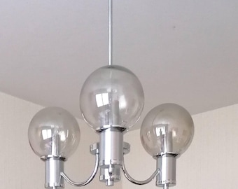 Sputnik-kroonluchter uit de jaren 70, geïnspireerd op het ruimtetijdperk