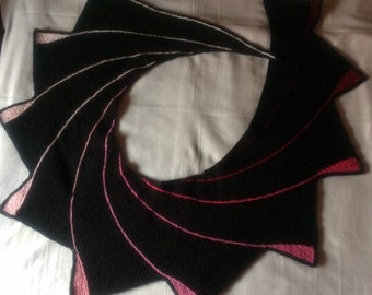 Self-knitted black dragontail with pink effects #neu
