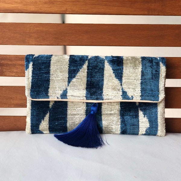 Boho blue clutch bag, Blue ikat bag, Ikat clutch bag, Ikat clutch wallet, Blue evening bag, Blue wedding bag, Velvet ikat bag, Ikat fabrics