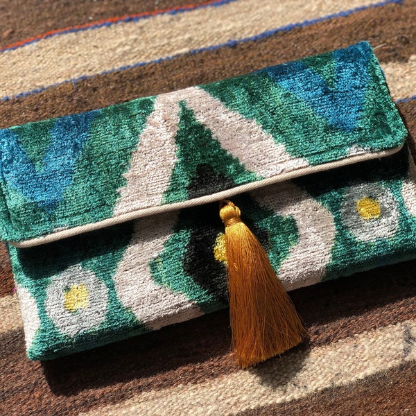 Green Ikat Clutch Bag, Green Clutch Bag, Evening Clutch Bag, Bridal Clutch Bag, Wedding Clutch Bag, Handmade Clutch Bag, Vintage Clutch Bag