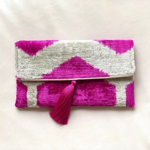 Bolso de mano rosa, Bolso de mano ikat rosa, Bolso ikat rosa, Bolso de mano ikat, Monedero de mano, Bolso de terciopelo ikat, Bolso de noche, Bolso de boda, Bolsos ikat de seda