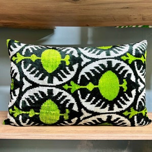 Green ikat pillow cover, Green pillow cover, Velvet ikat pillow, Boho pillow cover, Ikat cushion cover, Boho cushion cover, Silk ikat pillow