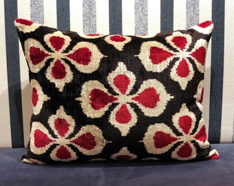 Red Ikat Velvet Pillow, Velvet Ikat Pillow Cover, Ikat Throw Pillow, Lumbar Ikat Pillow, Silk Velvet Ikat Cushion, Decorative Silk Pillows