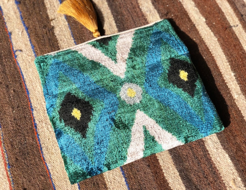 Green Ikat Clutch Bag, Green Clutch Bag, Evening Clutch Bag, Bridal Clutch Bag, Wedding Clutch Bag, Handmade Clutch Bag, Vintage Clutch Bag image 5