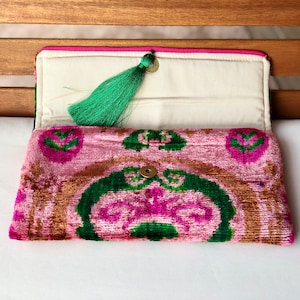 Pink Clutch Bag, Pink ikat clutch bag, Evening clutches, Wedding Bag, Boho Clutch Bag, Silk Ikat velvet bag, Women clutch bag, Clutch wallet image 6