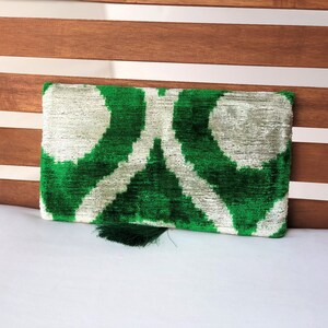 Green Velvet Ikat Bag, Green Ikat Clutch Bag, Boho Green Clutch Bag, Ikat Handbag, Handmade Clutch Bag, Wedding Clutch Bag, Chic Evening Bag image 5