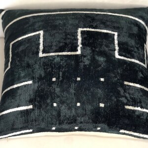 Plain black square ikat pillow cover, 2020 black and white ikat cushion cover, ikat pillowcases, decorative pillows, contemporary pillows image 4