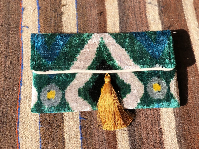 Green Ikat Clutch Bag, Green Clutch Bag, Evening Clutch Bag, Bridal Clutch Bag, Wedding Clutch Bag, Handmade Clutch Bag, Vintage Clutch Bag image 2