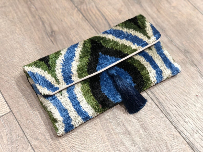 Blue Ikat Clutch Bag, Green Ikat Clutch Bag, Velvet Clutch Bag, Green Ikat Bag, Evening Clutch Bag, Wedding Clutch Bag, Silk Velvet Ikat Bag zdjęcie 1