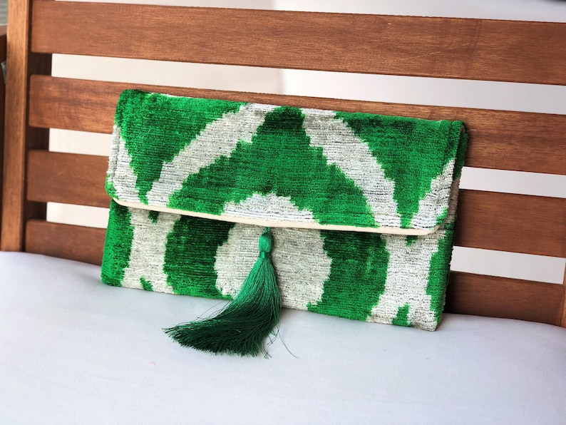 Green Velvet Ikat Bag, Green Ikat Clutch Bag, Boho Green Clutch Bag, Ikat Handbag, Handmade Clutch Bag, Wedding Clutch Bag, Chic Evening Bag image 3