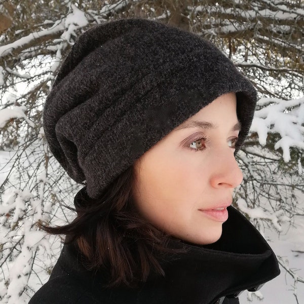 Warm Slouchy Hat, ultra soft, comfortable, polar fleece lining, high quality, ADJUSTABLE size, made in Montreal, perfect gift, fast shipping