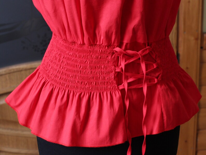 Vintage red scarlet karmen blouse Size XS Elastic waist top Flame scarlet blouse Peasant cotton top Puff sleeves romantic shirt Rustic top