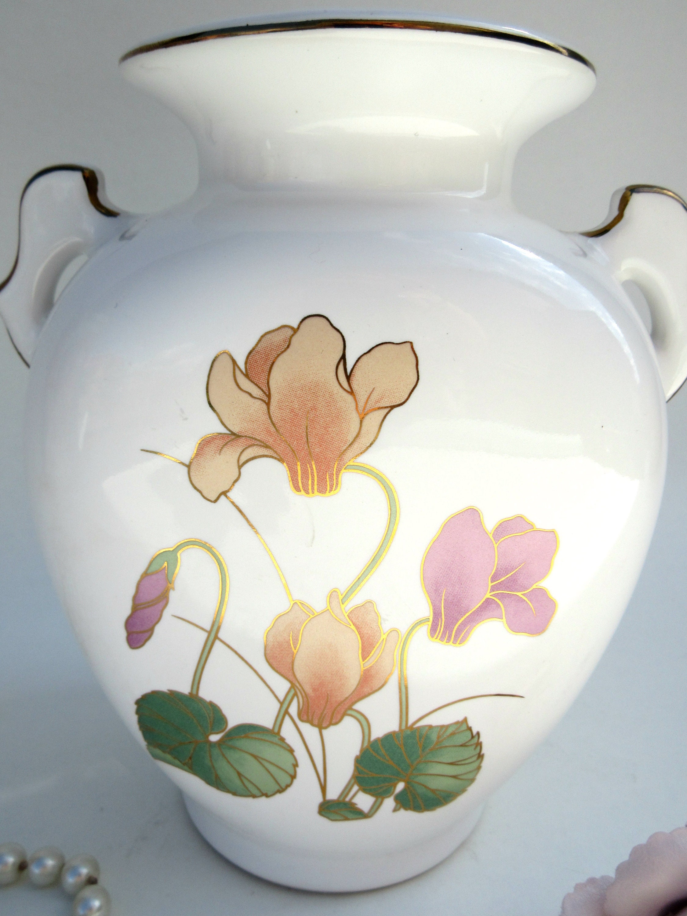 Mid Century Modern Japanese Vase: White & Gold Floral Art Deco