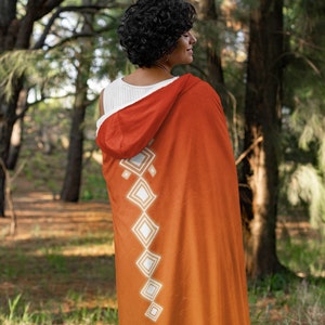 Orange Moth-cape med sherpamotiv – Sky CotL-inspirerad filt