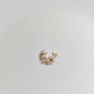Juego de pendientes envolventes, clip sin necesidad de perforación, imitación de doble perforación, earcuff de florecitas, piercing fake