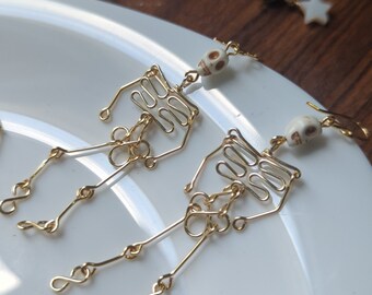 Skull earrings/ Catrine earrings/ Moving earrings