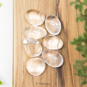 CLEAR QUARTZ CRYSTAL / Tumbled Clear Quartz Crystal for Healing, Purification & Balance