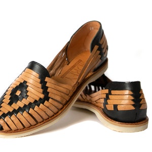 Mexican Sandals Womens Huaraches Black w/Tan Leather Handmade Closed Toe
