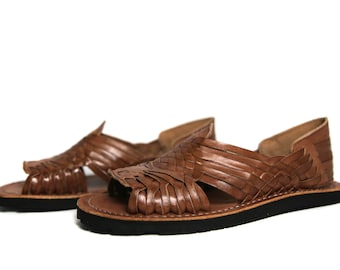 Handmade Leather Huarache Sandals: Women's Pachuco Flats