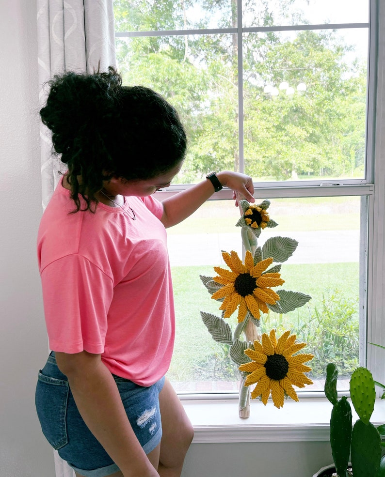 Blooming Sunflower Fiber Art Decor/Sunflower Wall art/3D Macrame Flower/ Sunflower Art image 8