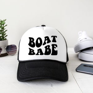 BOAT BABE Trucker Hat, Boat Life, Lake Life, River Life