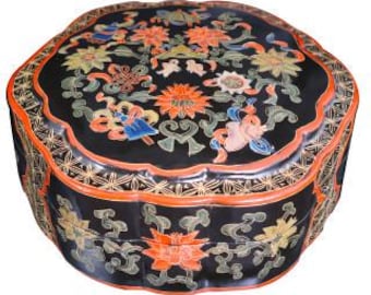 Oriental Black Lacquer Box For Tabletop Storage