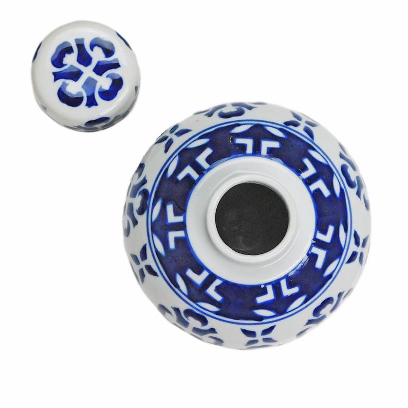 5"h. blue and white ginger jar from oriental furnishings image 4