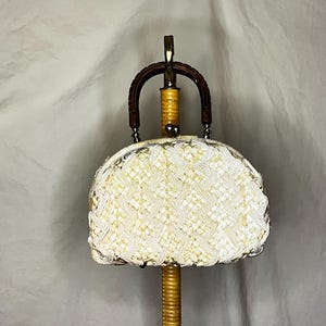 Vintage Sarne Woven Handbag – Bamboo & Rattan with Wooden Handles – Retro Coastal Chic