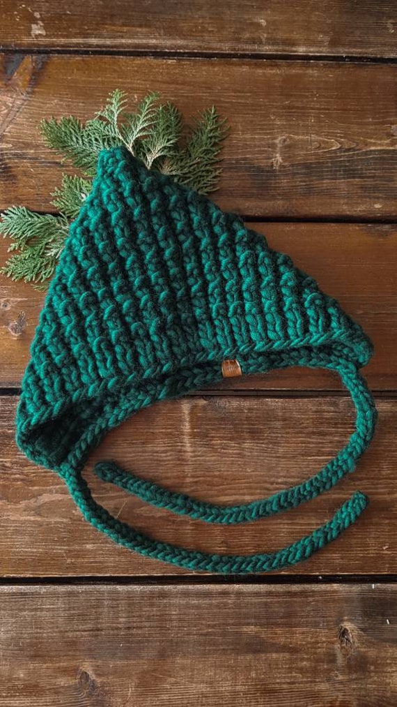 Green Wool Pixie Hat Pointy Wool Bonnet 