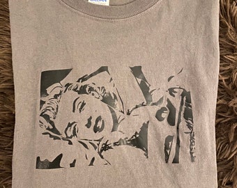 Marilyn Monroe T-Shirt Crowd Stopper Photo Girly Tee