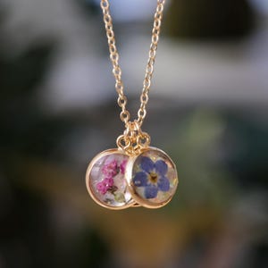 Forget-Me-Not Pet Fur Keepsake Necklace, Dainty Birth Flower Lock of Hair Charm Necklace, Minimalist Pet Hair Memorial Keepsake Jewelry Gift