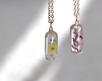 März Geburtsblume Halskette, Mini Narzisse Zierliche Halskette, personalisierte Geburtsmonat Schmuck, März Geburtstagsgeschenk, Mini Blume Halskette