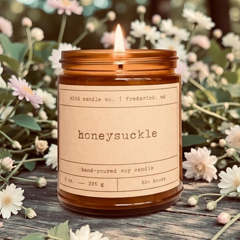 Honeysuckle Soy Candle: Honeysuckle, Jasmine Scent 画像 1
