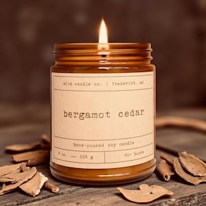Bergamot Cedar Soy Candle: Bergamot, Woods, Bourbon Scent
