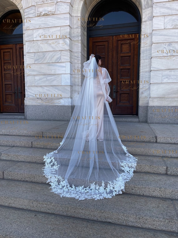 Floral Lace Cathedral Wedding Veil - Royal Bridal Veil (118  display picture 2